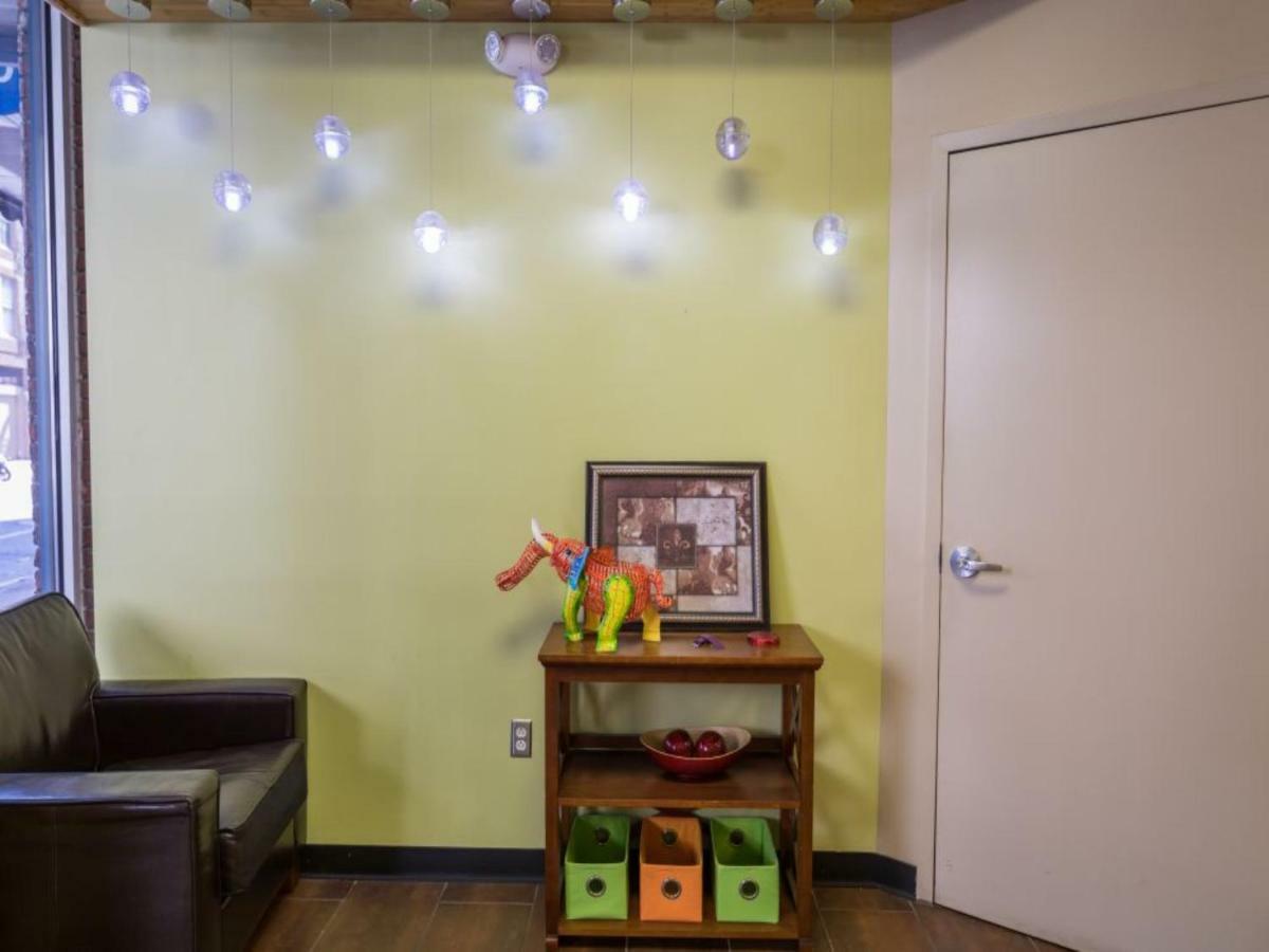Gorgeous Condos Steps From French Quarter And Harrah'S St. 뉴올리언스 외부 사진